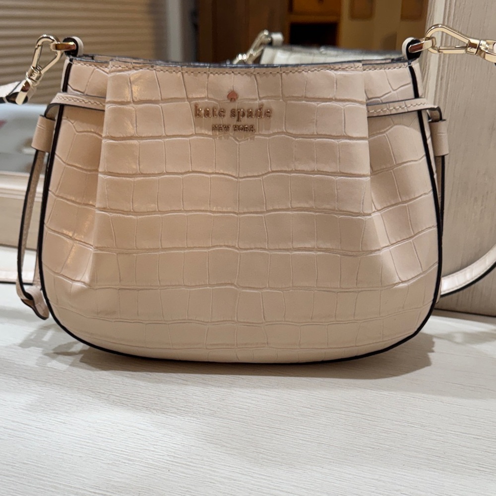 Kate Spade Beige Croc-Embossed Shoulder Bag